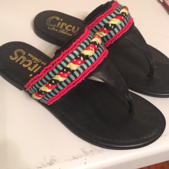 Sandals - Picture 2 of 4